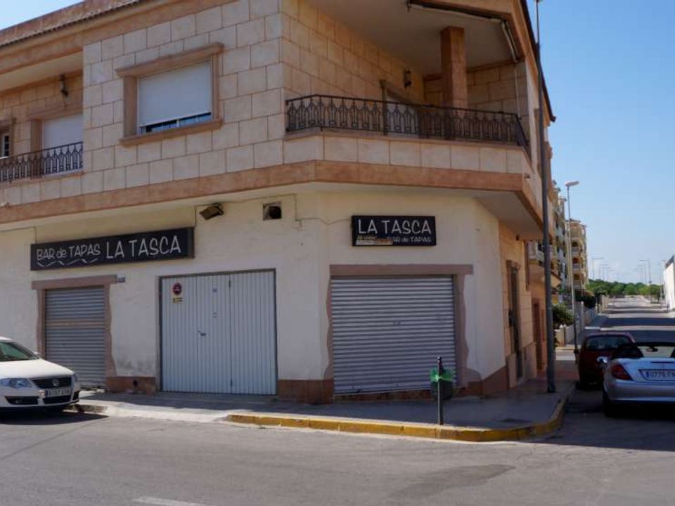 4 bedrooms Apartment in Algorfa, Spain No. 175852