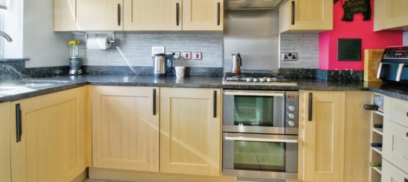 3 bedrooms Commercial property in Tonbridge, United Kingdom No. 10735 5