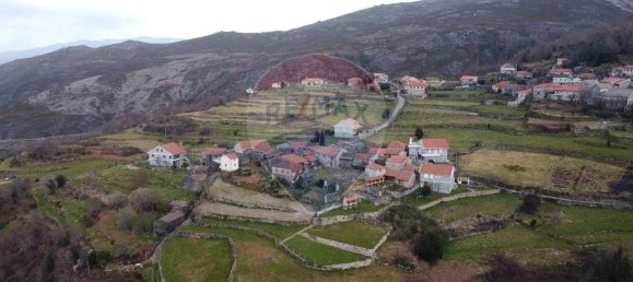 2 Schlafzimmer Haus in Ponte da Barca, Portugal, Nr. 19599 17