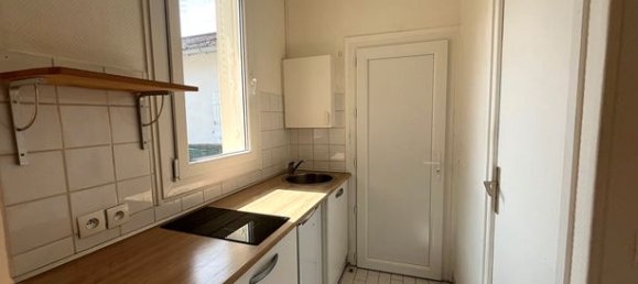 Studio in Franconville, France No. 358710 4