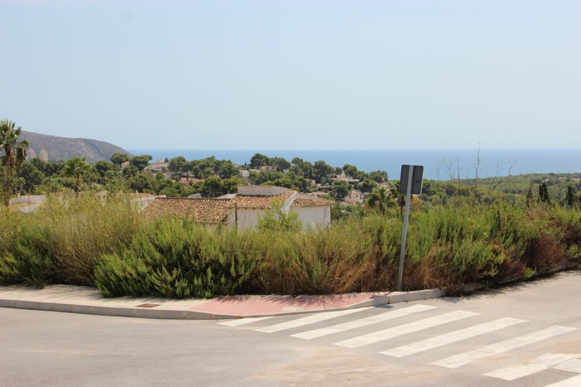 Terreno en Moraira, Spain No. 142548