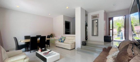 2 bedrooms Cafe / restaurant in Hua Hin, Thailand No. 8620 12