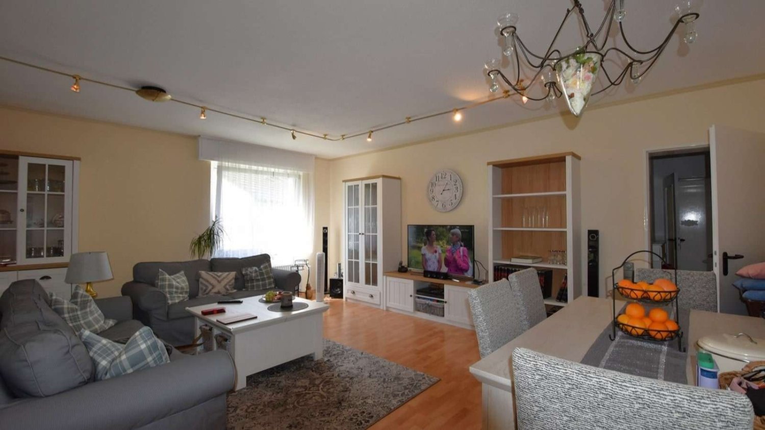 Квартира с 3 спальнями в Зост, Германия № 343813