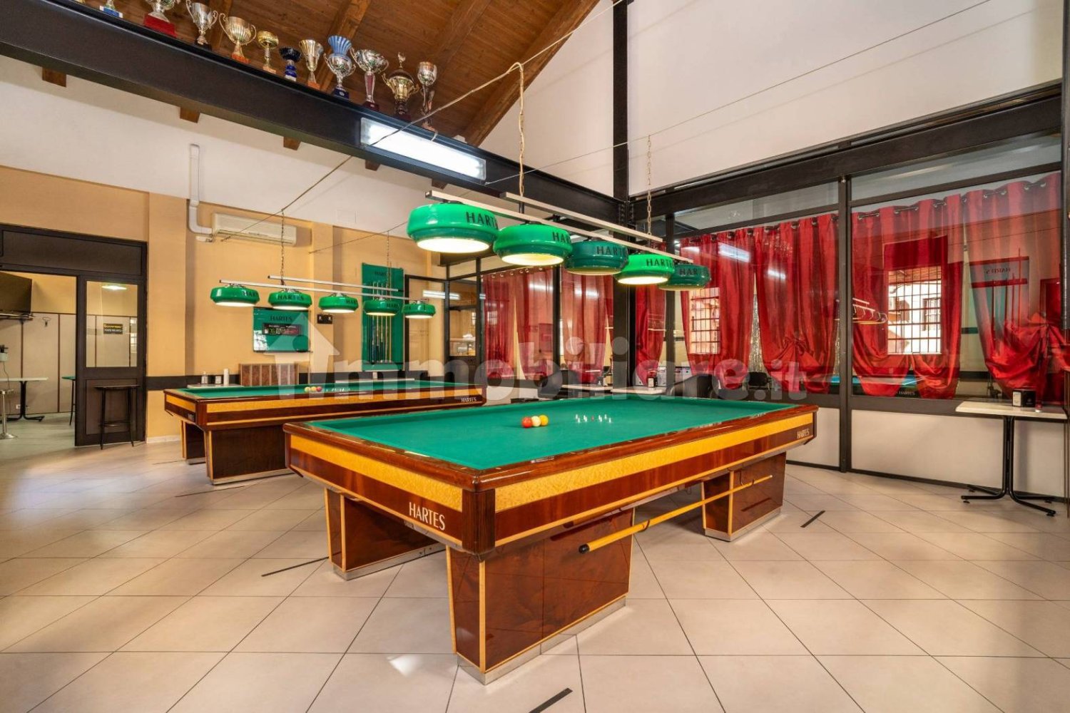 5غرفة عقار تجاري في Turin, Italy رقم 272809