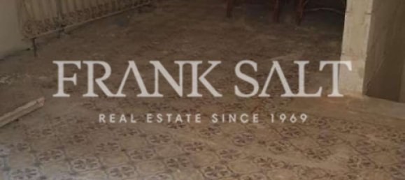 1 bedroom Maisonette in Floriana, Malta No. 1108 2