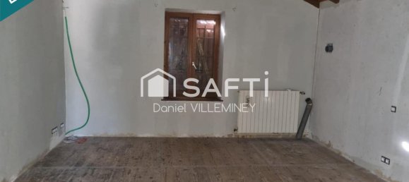 3 bedrooms House in Fontaine-les-Luxeuil, France No. 195306 5