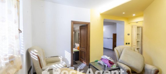 3 bedrooms House in San Marcello Piteglio, Italy No. 285067 7