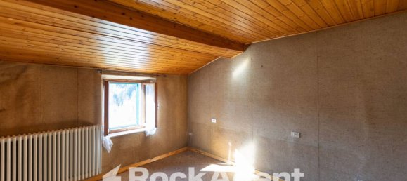 3 bedrooms House in San Marcello Piteglio, Italy No. 285067 14