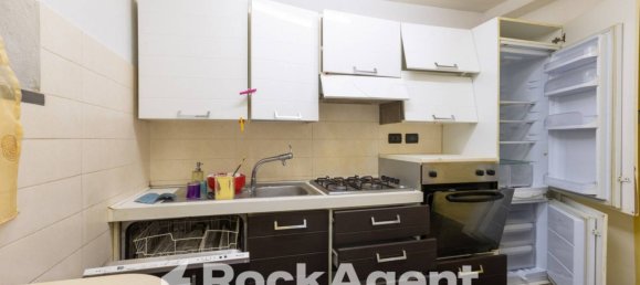 3 bedrooms House in San Marcello Piteglio, Italy No. 285067 9