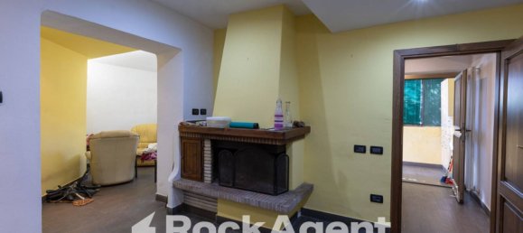 3 bedrooms House in San Marcello Piteglio, Italy No. 285067 8