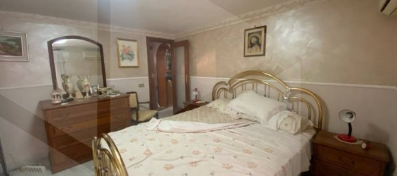 2 rooms Apartment in Naples, Italy No. 20984 8