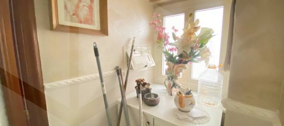 2 rooms Apartment in Naples, Italy No. 20984 10