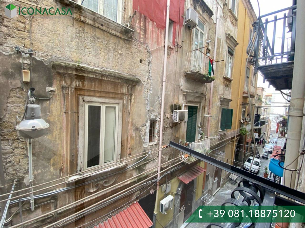 2 rooms Apartment in Naples, Italy No. 20984