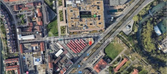 Oficina de 5 habitaciónes en Turin, Italy No. 184910 8