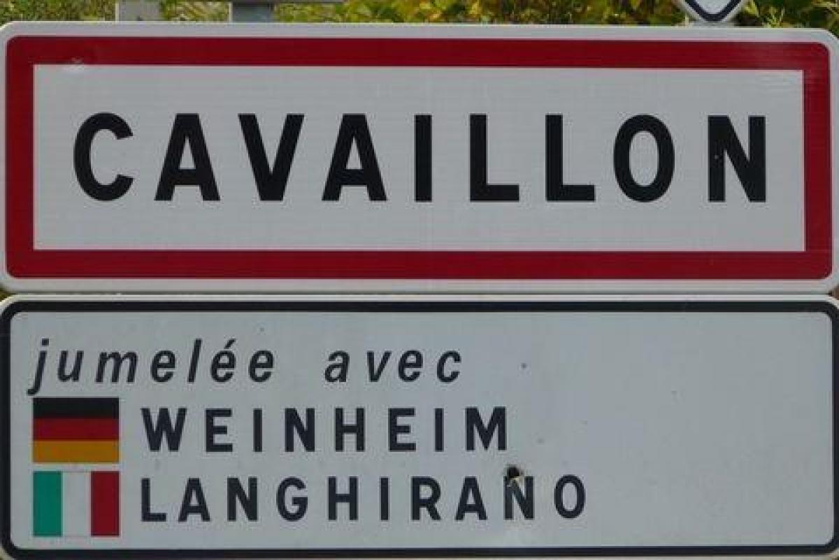  مكتب في Cavaillon, France 15متر مربع رقم 18497