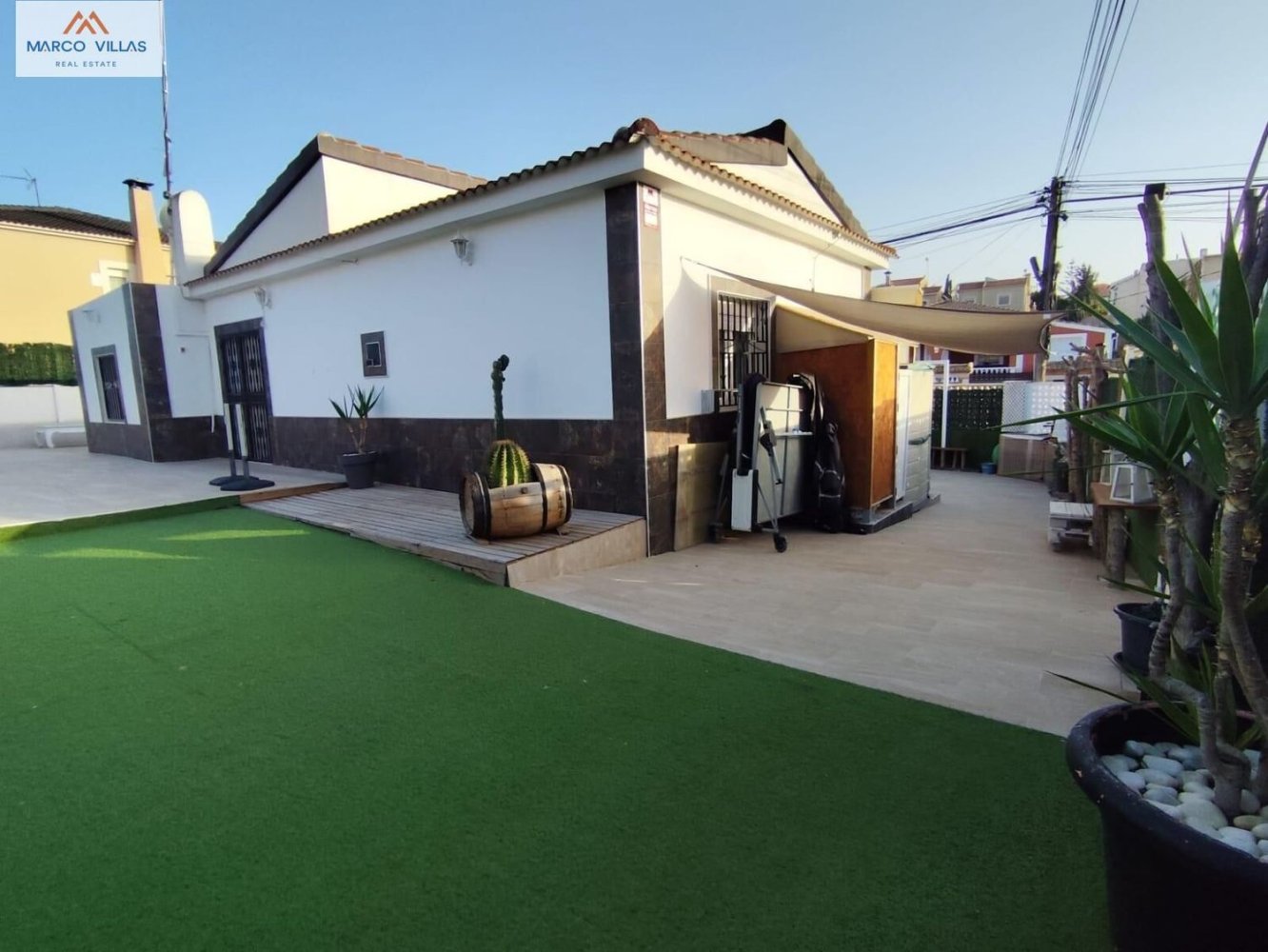 Casa de 3 dormitorios en Torrevieja, Spain No. 93693