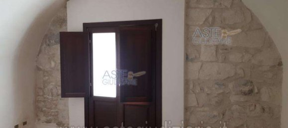 Квартира с 6 комнатами в Кьярамонте Гульфи, Италия № 195177 26