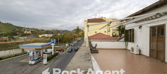 2 Schlafzimmer Wohnung in Catanzaro, Italy, Nr. 291281 8