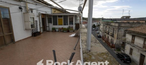 2 Schlafzimmer Wohnung in Catanzaro, Italy, Nr. 291281 10