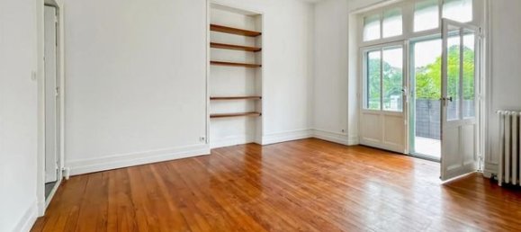 5 bedrooms House in Pau, France No. 311158 3