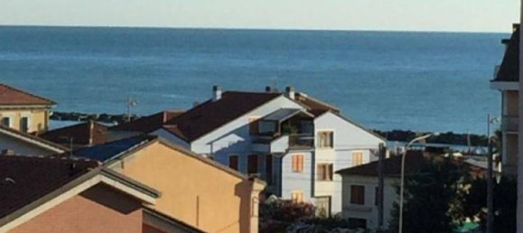 4 rooms Apartment in Civitanova Marche, Italy No. 142006 4