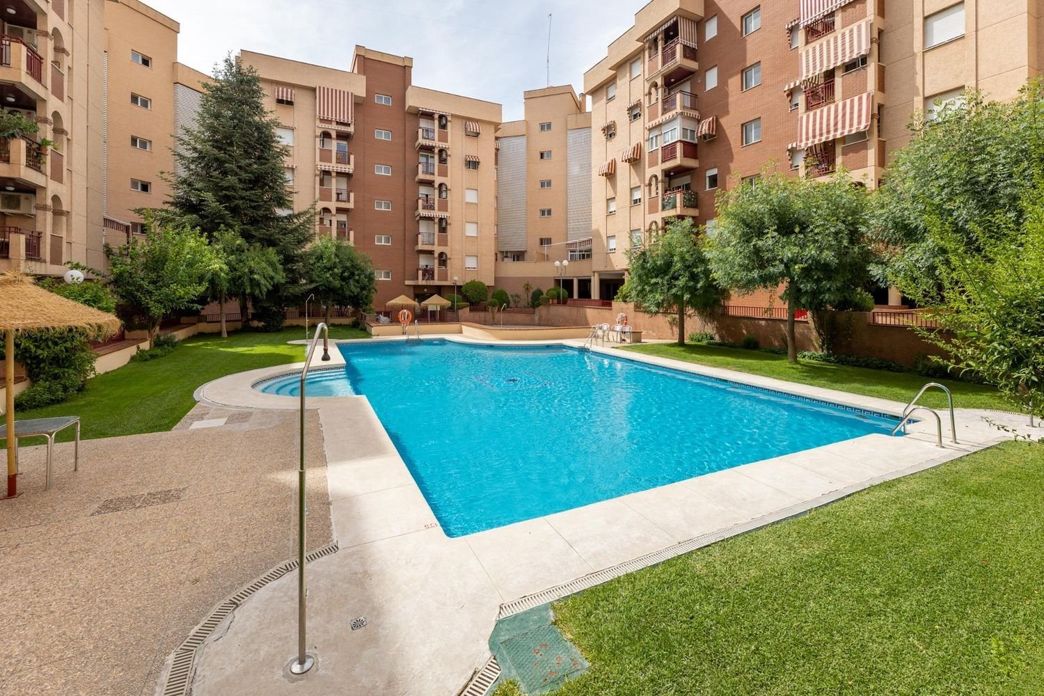 3 chambres Appartement à Granada, Spain No. 150580