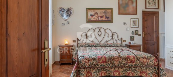 3 bedrooms House in Chiusi, Italy No. 177946 19