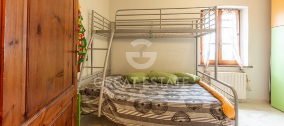 3 bedrooms House in Chiusi, Italy No. 177946 26