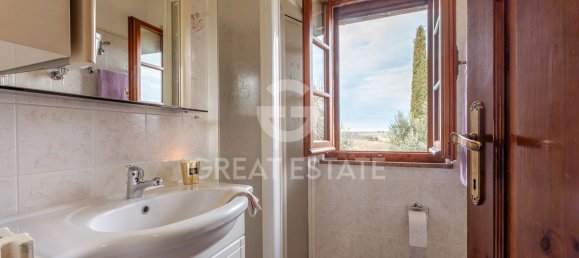 3 bedrooms House in Chiusi, Italy No. 177946 21