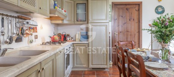 3 bedrooms House in Chiusi, Italy No. 177946 16