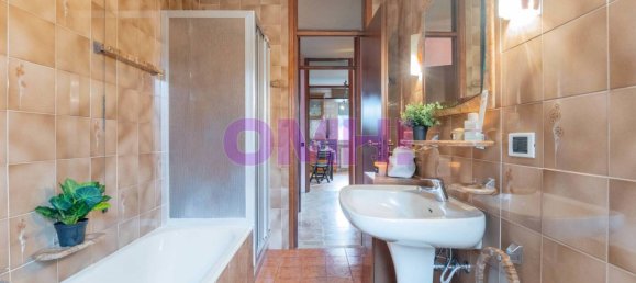 3 Schlafzimmer Wohnung in Gallarate, Italy, Nr. 296532 18