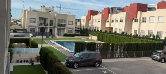 63 m² bungalow en venta en Torrevieja, Alicante, Comunidad Valenciana, Spain № 364940 23