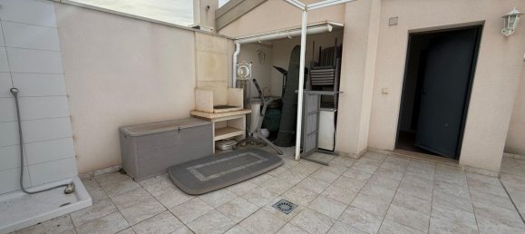 63 m² bungalow en venta en Torrevieja, Alicante, Comunidad Valenciana, Spain № 364940 24