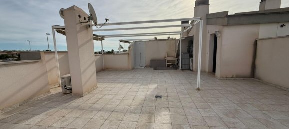 63 m² bungalow en venta en Torrevieja, Alicante, Comunidad Valenciana, Spain № 364940 25