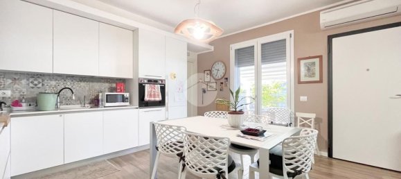 4 Schlafzimmer Wohnung in Zevio, Italy, Nr. 359860 12