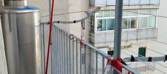 Квартира с 3 спальнями в Бари, Италия № 365269 5