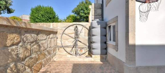 6 bedrooms Villa in Porto, Portugal No. 107515 34