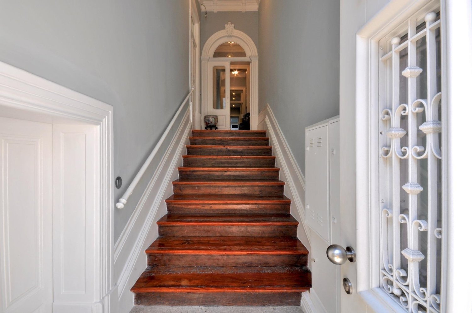 6 bedrooms Villa in Porto, Portugal No. 107515