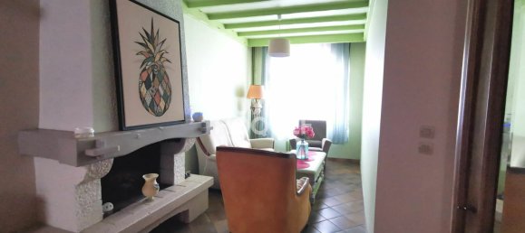 6 rooms House in Armentieres, France No. 219673 2