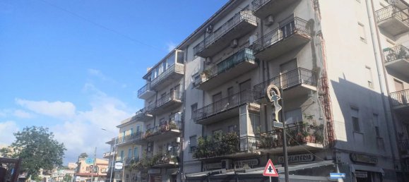 Квартира с 3 комнатами в Паче дель Мела, Италия № 290142 28