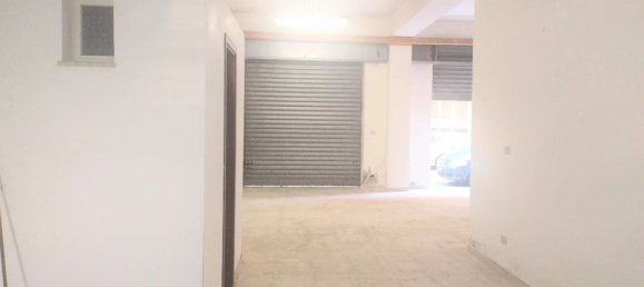 Квартира с 3 комнатами в Паче дель Мела, Италия № 290142 24