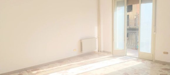 Квартира с 3 комнатами в Паче дель Мела, Италия № 290142 16