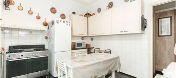 2 bedrooms Apartment in Genoa, Italy No. 308512 16