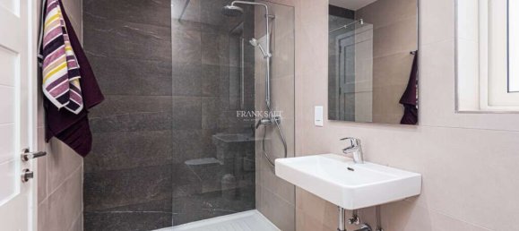 Apartamento de 2 dormitorios en Sliema, Malta No. 9657 13