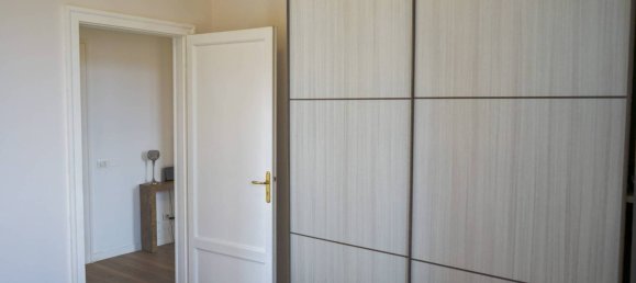 2 Schlafzimmer Wohnung in Legnano, Italy, Nr. 267698 8