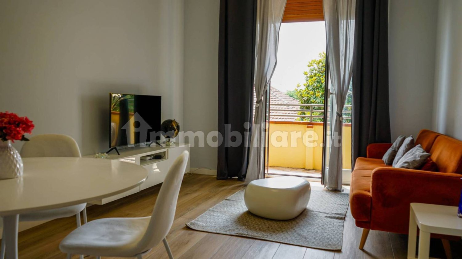 2 Schlafzimmer Wohnung in Legnano, Italy, Nr. 267698