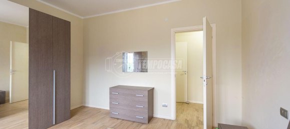 4 rooms Apartment in Brescia, Italy No. 233162 11