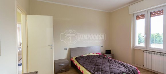 4 rooms Apartment in Brescia, Italy No. 233162 10