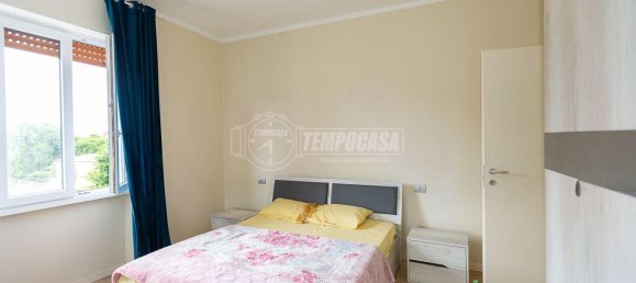 4 rooms Apartment in Brescia, Italy No. 233162 17
