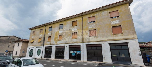 4 rooms Apartment in Brescia, Italy No. 233162 25